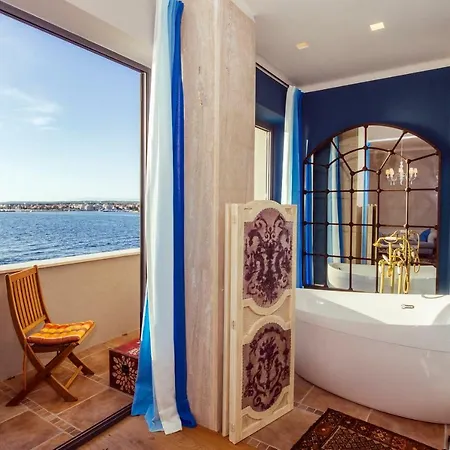 Luxury Apartment